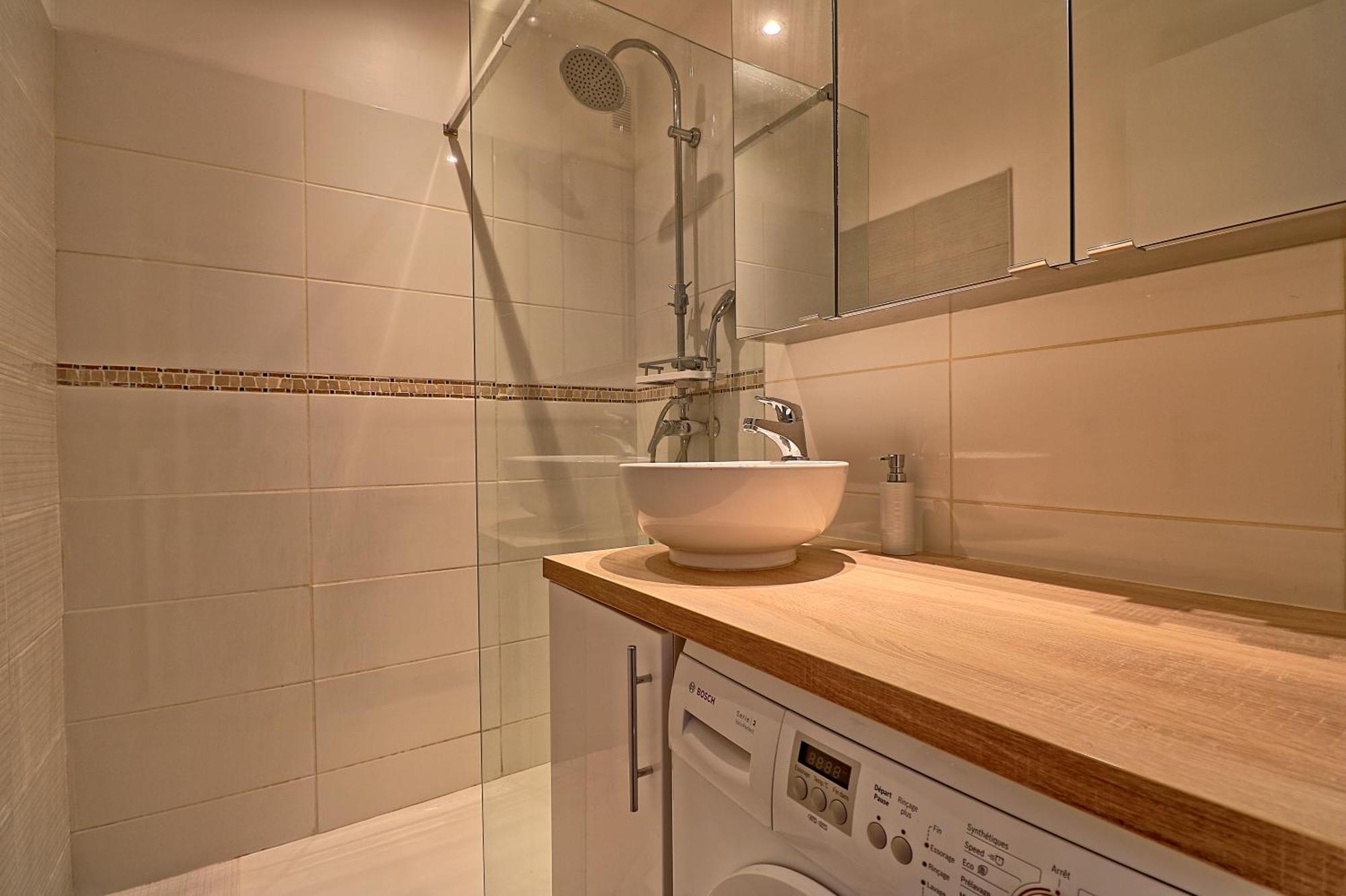 Appartement Plein Centre Proche Palais Et Plages Cannes Luaran gambar